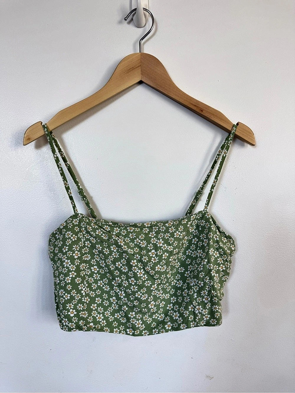 L.A. Hearts Floral Crop Top Green & White Medium